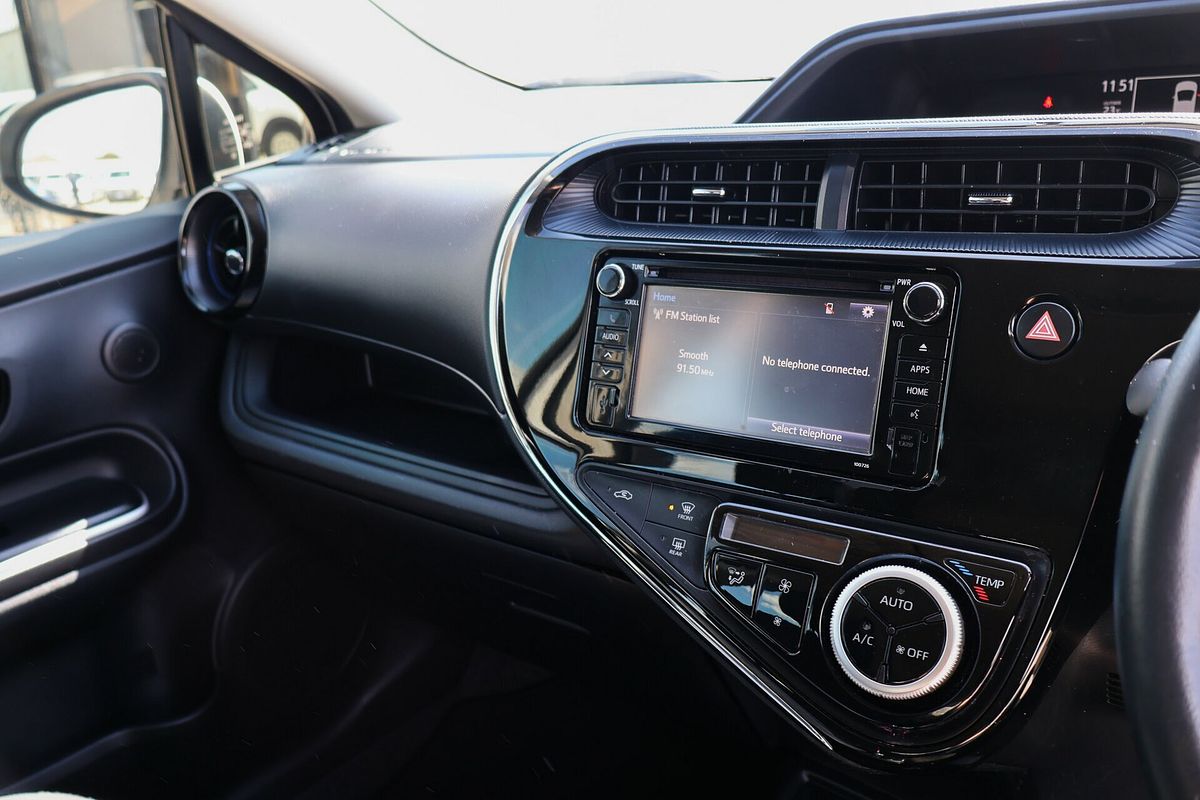 2020 Toyota Prius C NHP10R