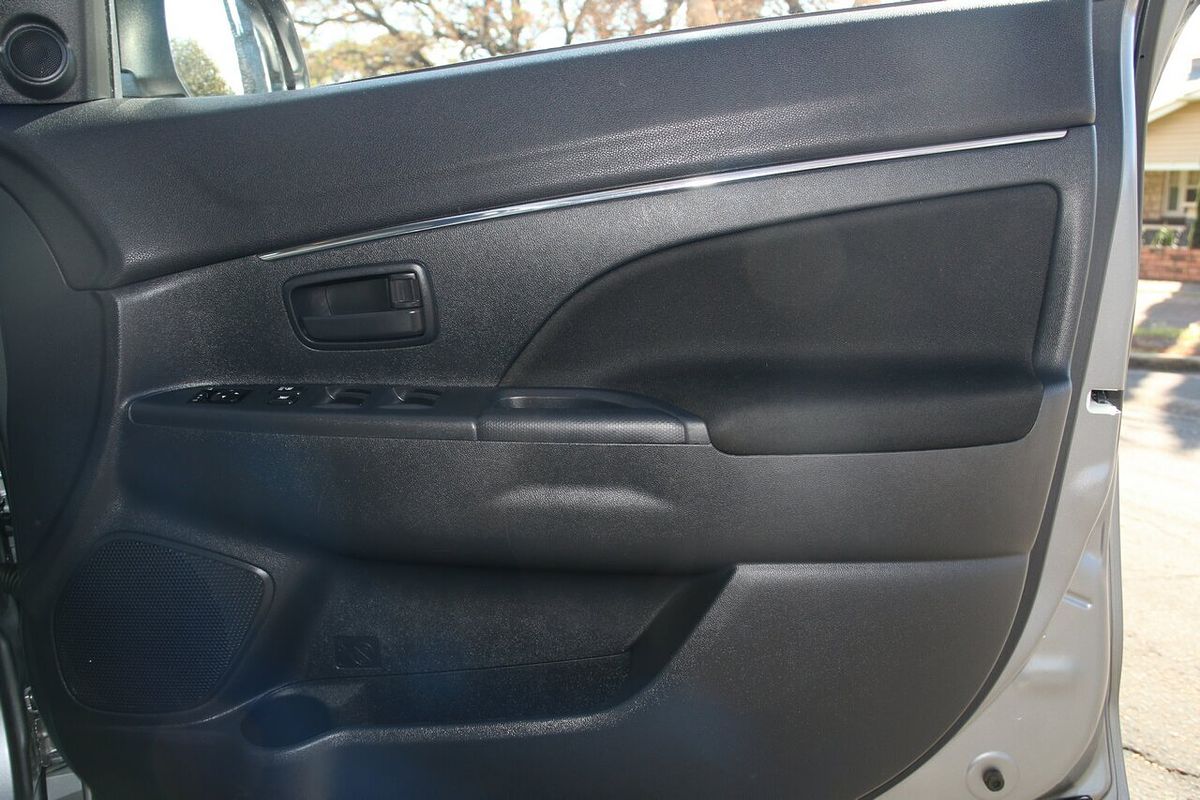 2022 Mitsubishi ASX ES XD