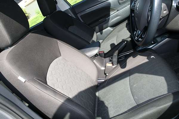 2022 Mitsubishi ASX ES XD