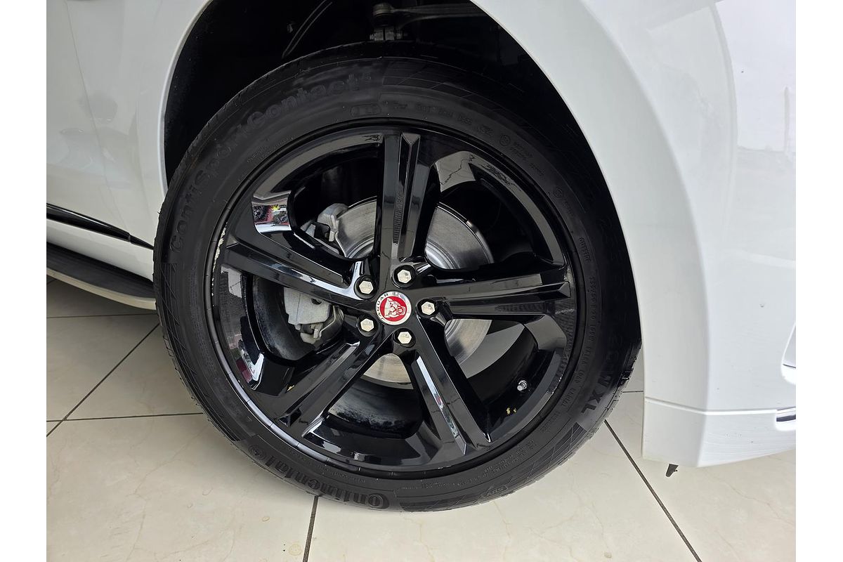 2016 Jaguar F-PACE 20d R-Sport X761