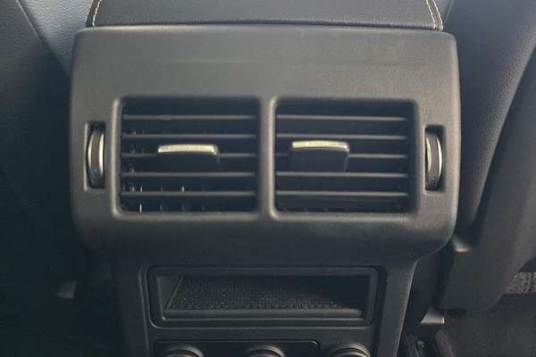 2016 Jaguar F-PACE 20d R-Sport X761