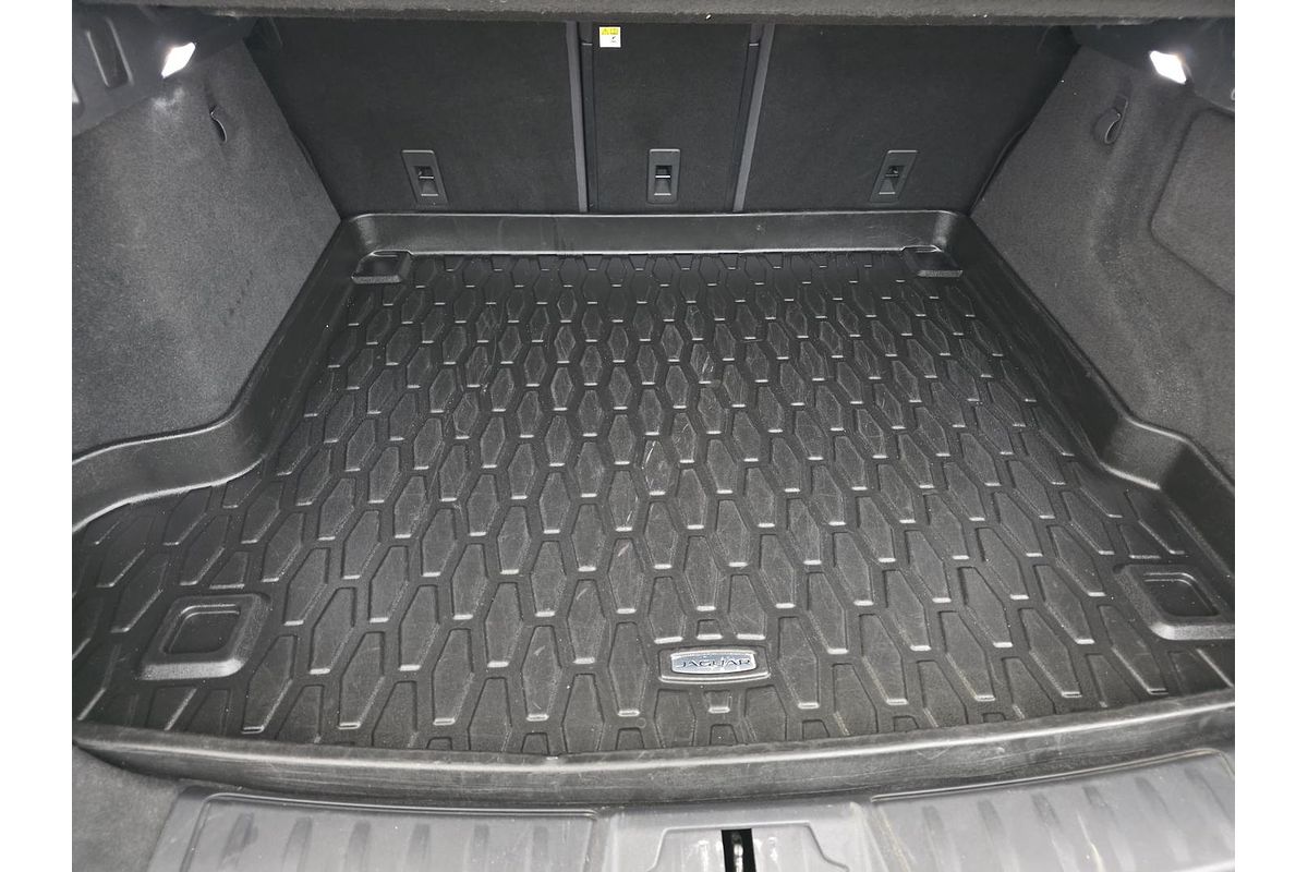 2016 Jaguar F-PACE 20d R-Sport X761