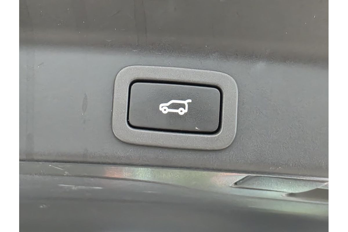 2016 Jaguar F-PACE 20d R-Sport X761