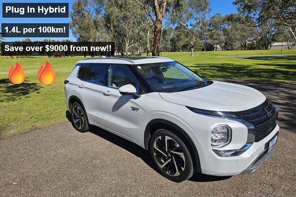 2024 Mitsubishi Outlander PHEV Exceed ZM