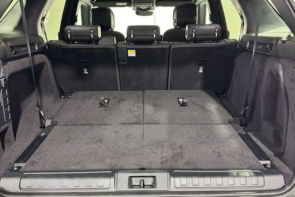 2025 Land Rover Discovery D350 Dynamic SE Series 5