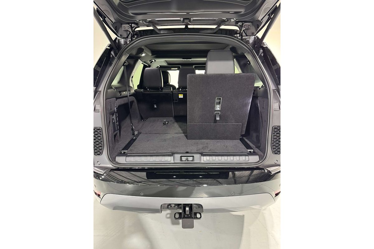 2025 Land Rover Discovery D350 Dynamic SE Series 5