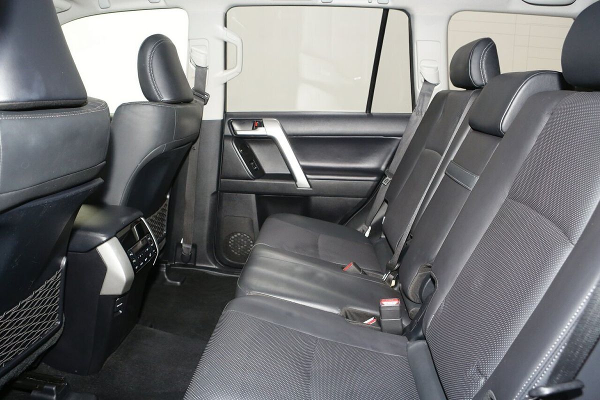 2022 Toyota Landcruiser Prado VX GDJ150R