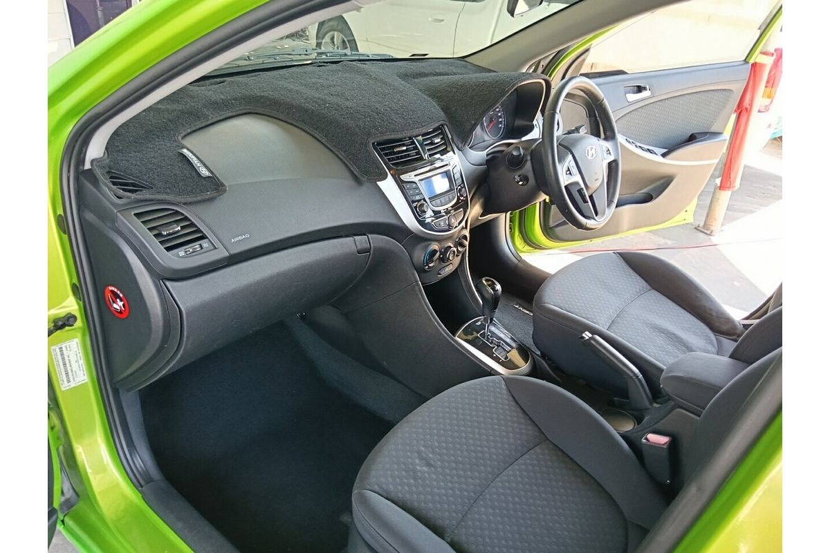 2012 Hyundai Accent Premium RB