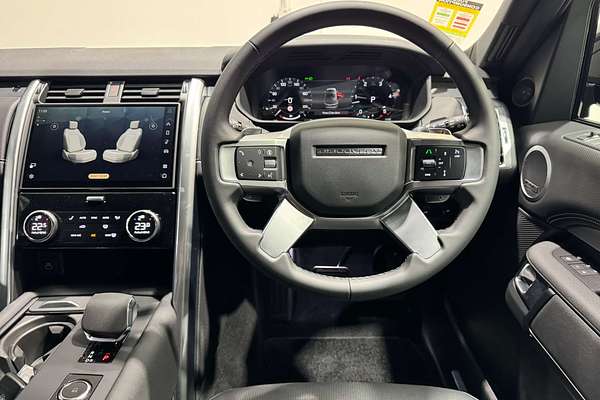 2025 Land Rover Discovery D350 Dynamic SE Series 5