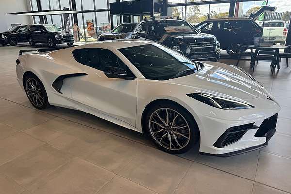 2024 Chevrolet Corvette Stingray 2LT C8
