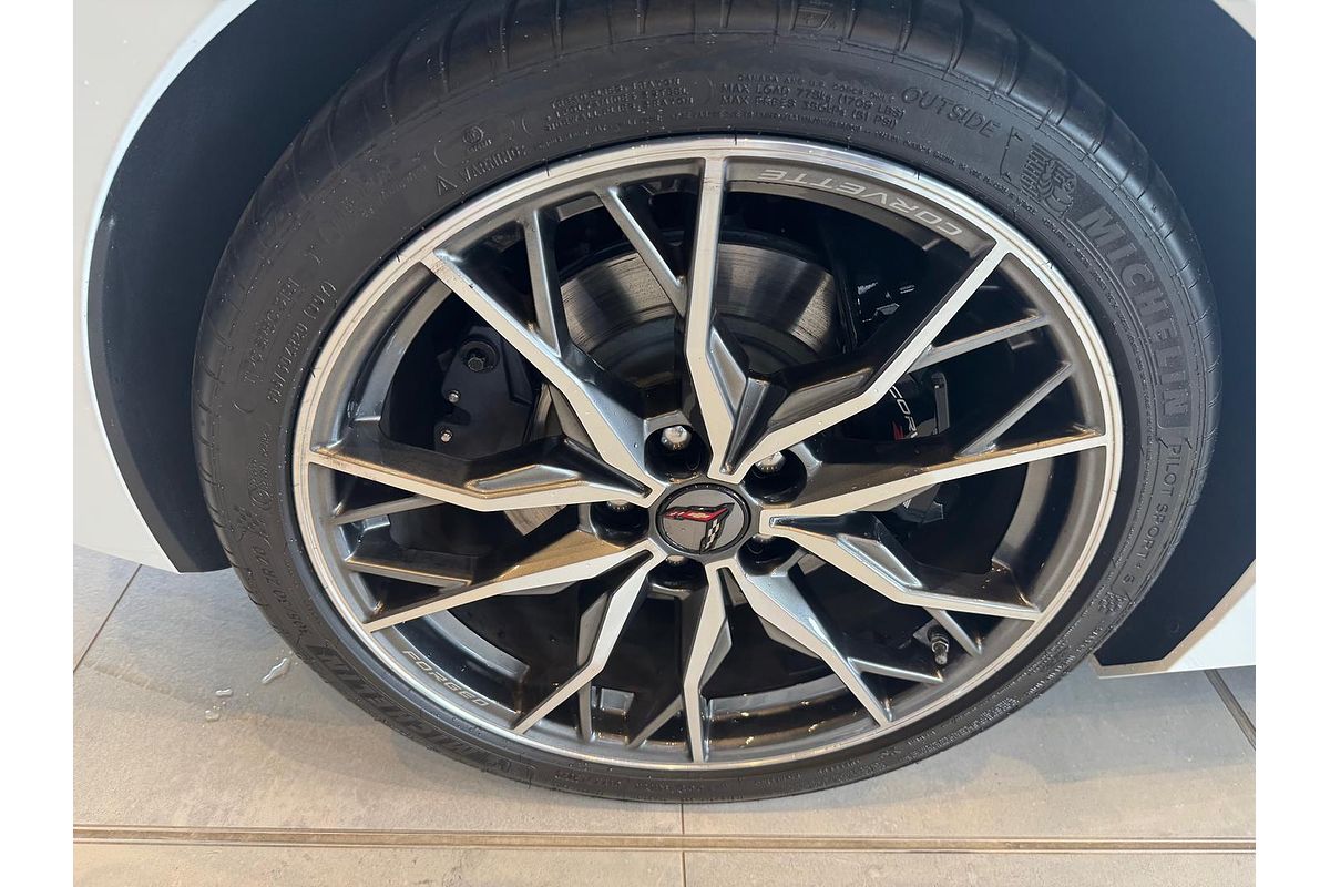 2024 Chevrolet Corvette Stingray 2LT C8