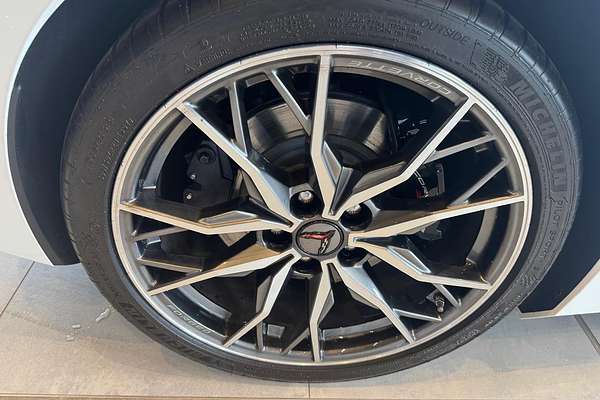 2024 Chevrolet Corvette Stingray 2LT C8