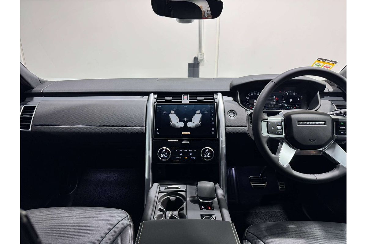 2025 Land Rover Discovery D350 Dynamic SE Series 5