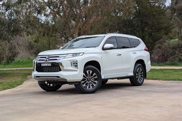 2021 Mitsubishi Pajero Sport GLS QF