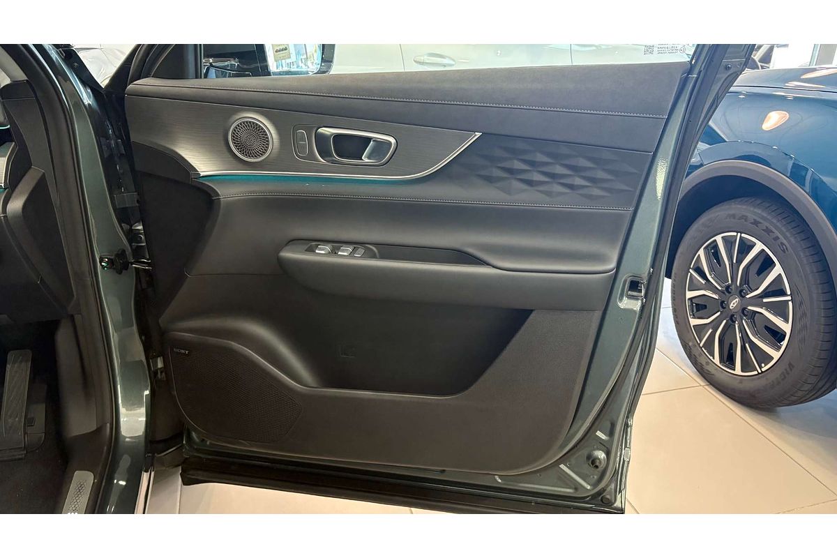 2025 Chery Tiggo 8 Super Hybrid Ultimate T31