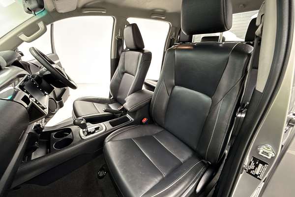 2020 Toyota Hilux SR5 GUN126R 4X4