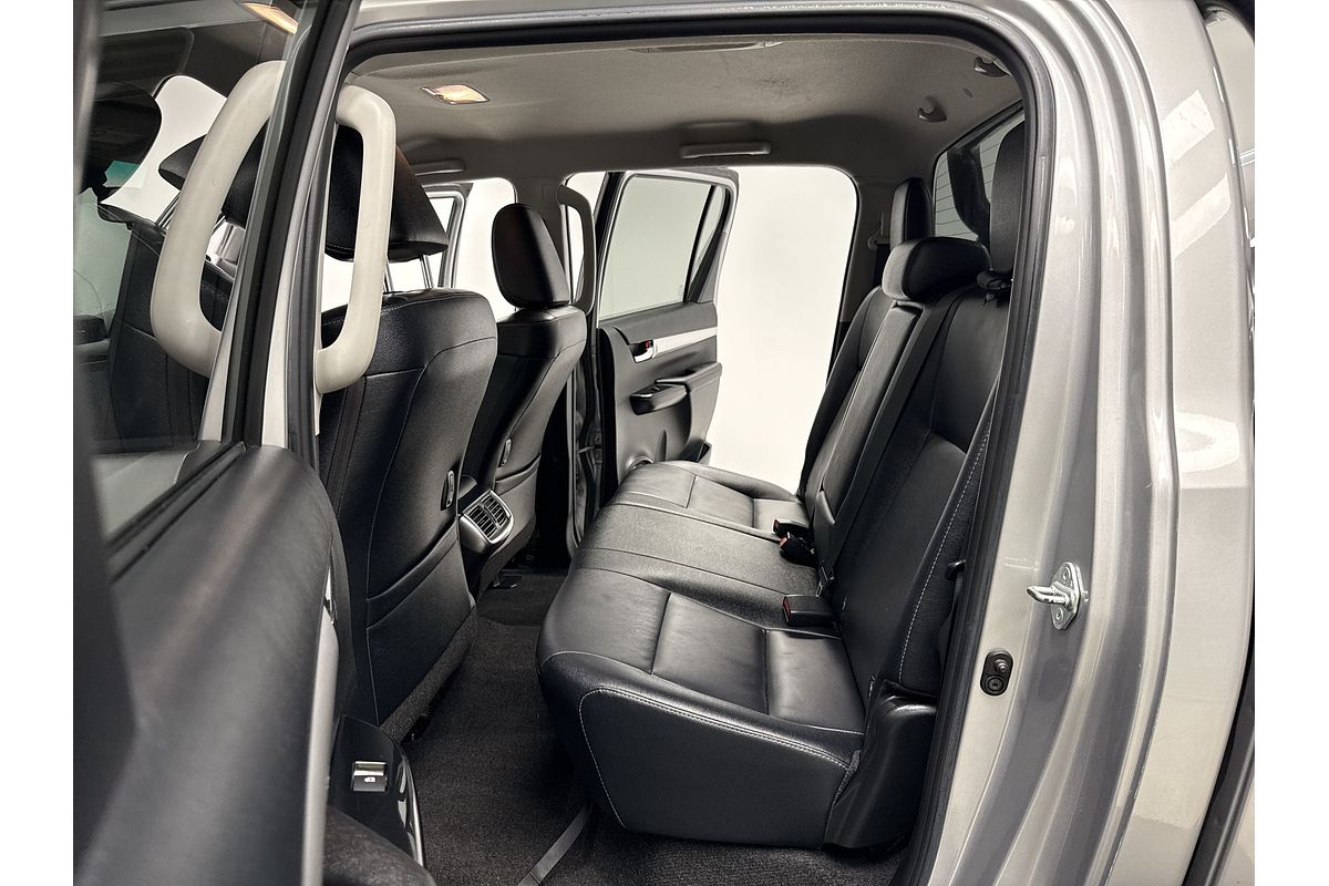 2020 Toyota Hilux SR5 GUN126R 4X4
