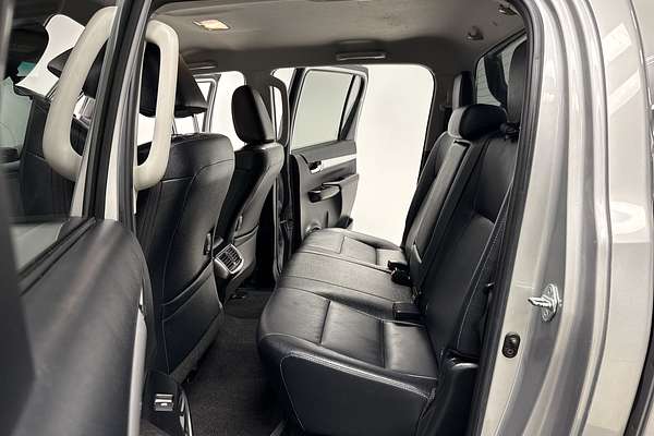 2020 Toyota Hilux SR5 GUN126R 4X4
