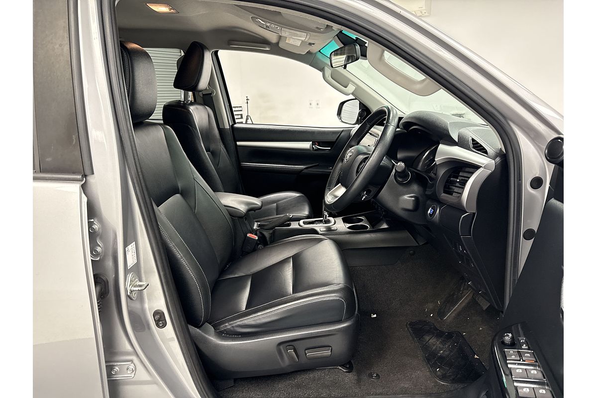2020 Toyota Hilux SR5 GUN126R 4X4