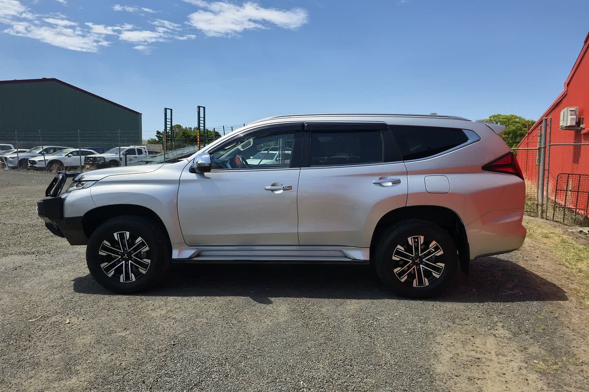 2022 Mitsubishi Pajero Sport Exceed QF