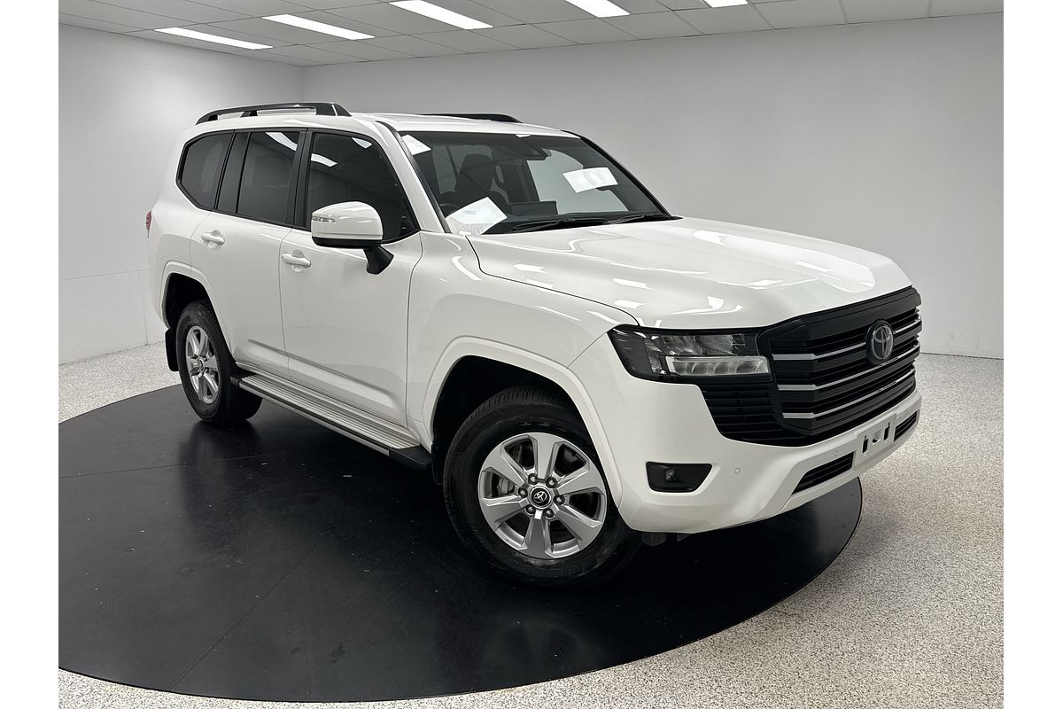 2023 Toyota Landcruiser GXL FJA300R