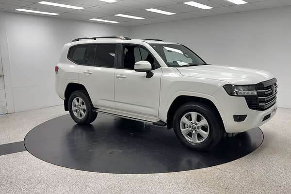 2023 Toyota Landcruiser GXL FJA300R