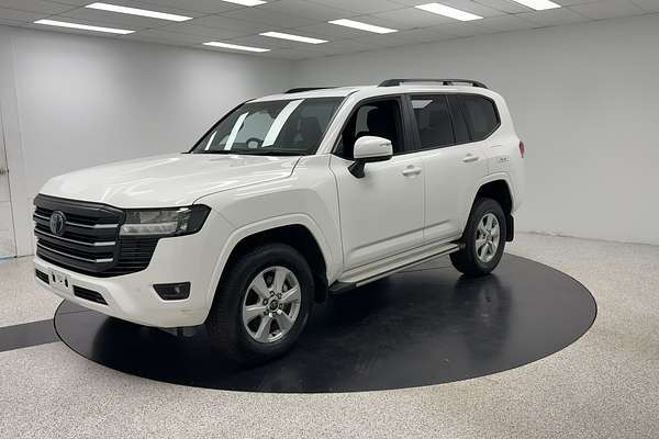 2023 Toyota Landcruiser GXL FJA300R