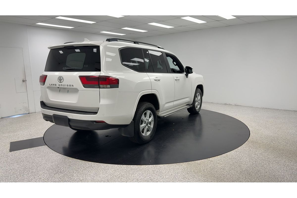 2023 Toyota Landcruiser GXL FJA300R