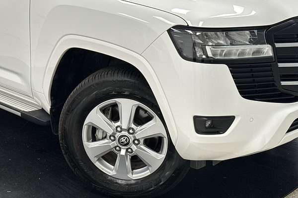 2023 Toyota Landcruiser GXL FJA300R
