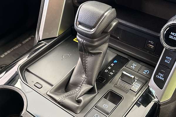 2023 Toyota Landcruiser GXL FJA300R