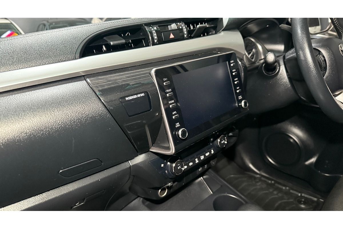 2020 Toyota Hilux SR5 GUN126R 4X4