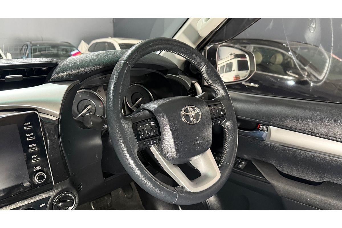 2020 Toyota Hilux SR5 GUN126R 4X4