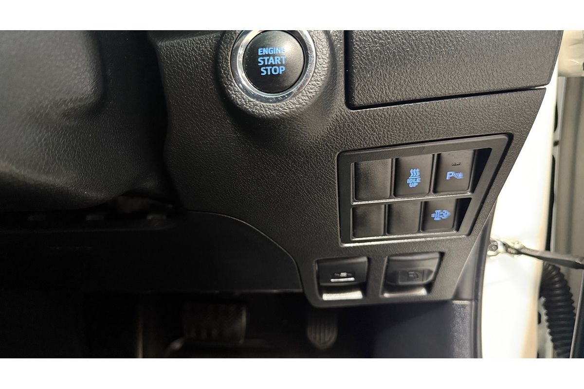 2020 Toyota Hilux SR5 GUN126R 4X4