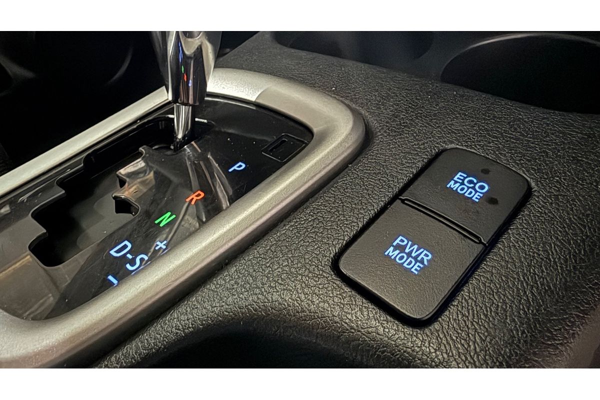 2020 Toyota Hilux SR5 GUN126R 4X4