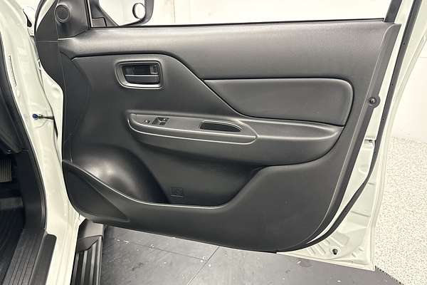 2024 Mitsubishi Triton GLX MR Rear Wheel Drive