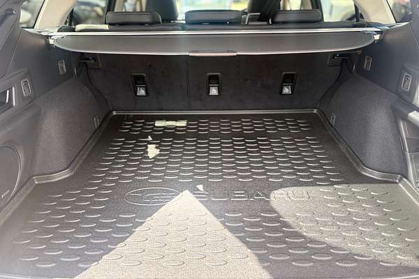 2024 Subaru Outback AWD Touring 6GEN