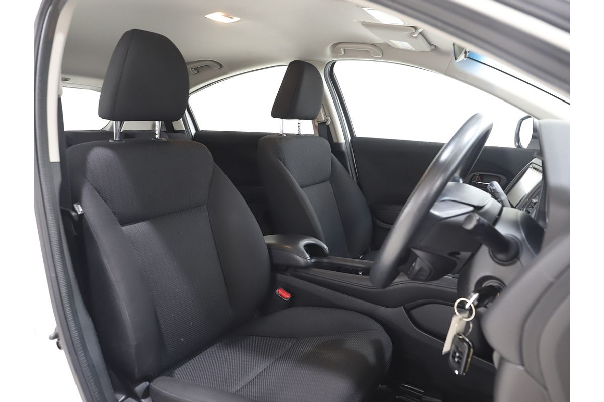 Honda HR-V 5 Door Automatic VTI