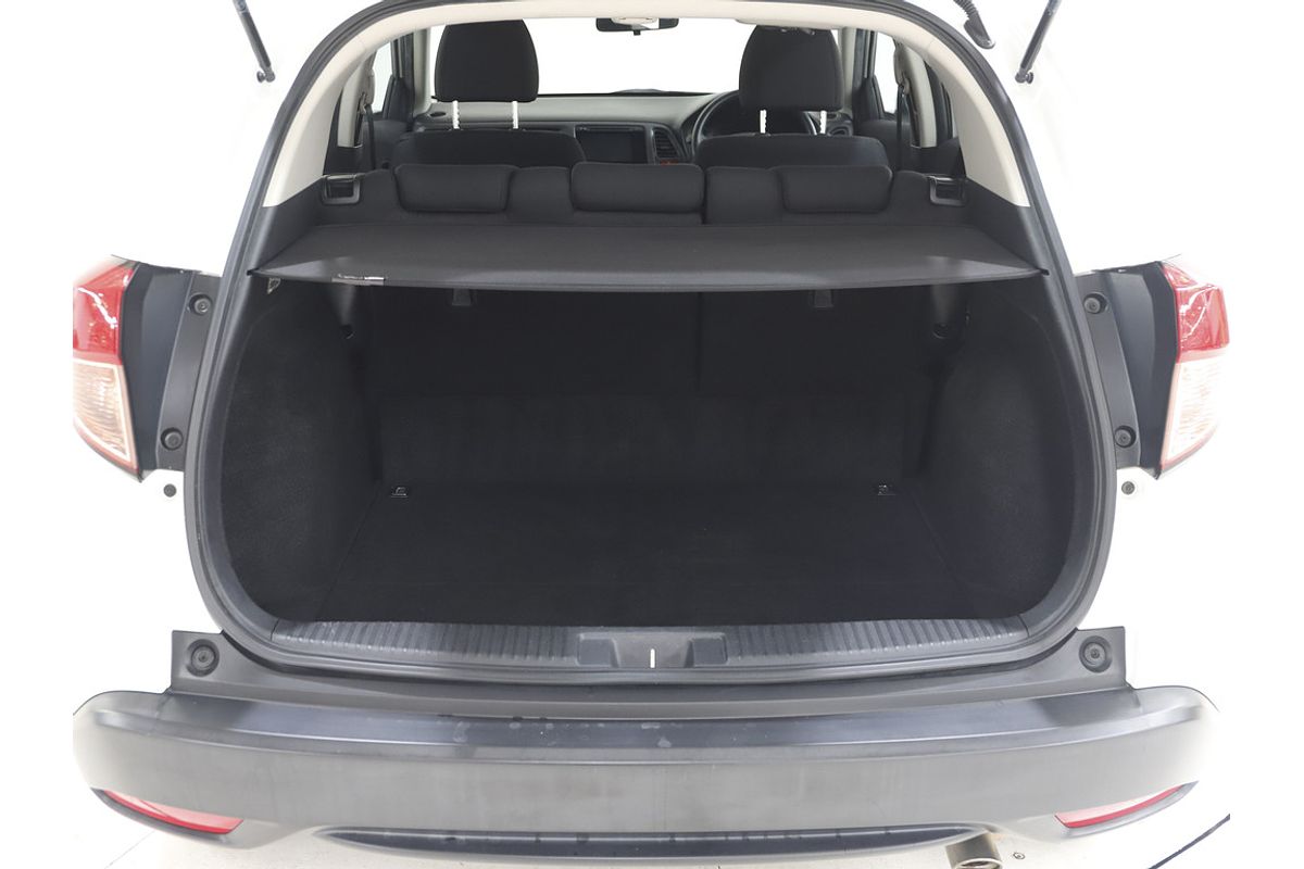 Honda HR-V 5 Door Automatic VTI