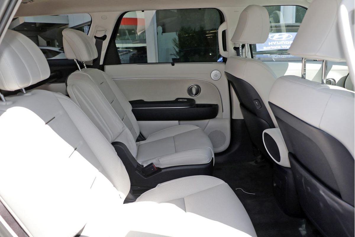 2025 Hyundai Palisade Calligraphy LX3.V1