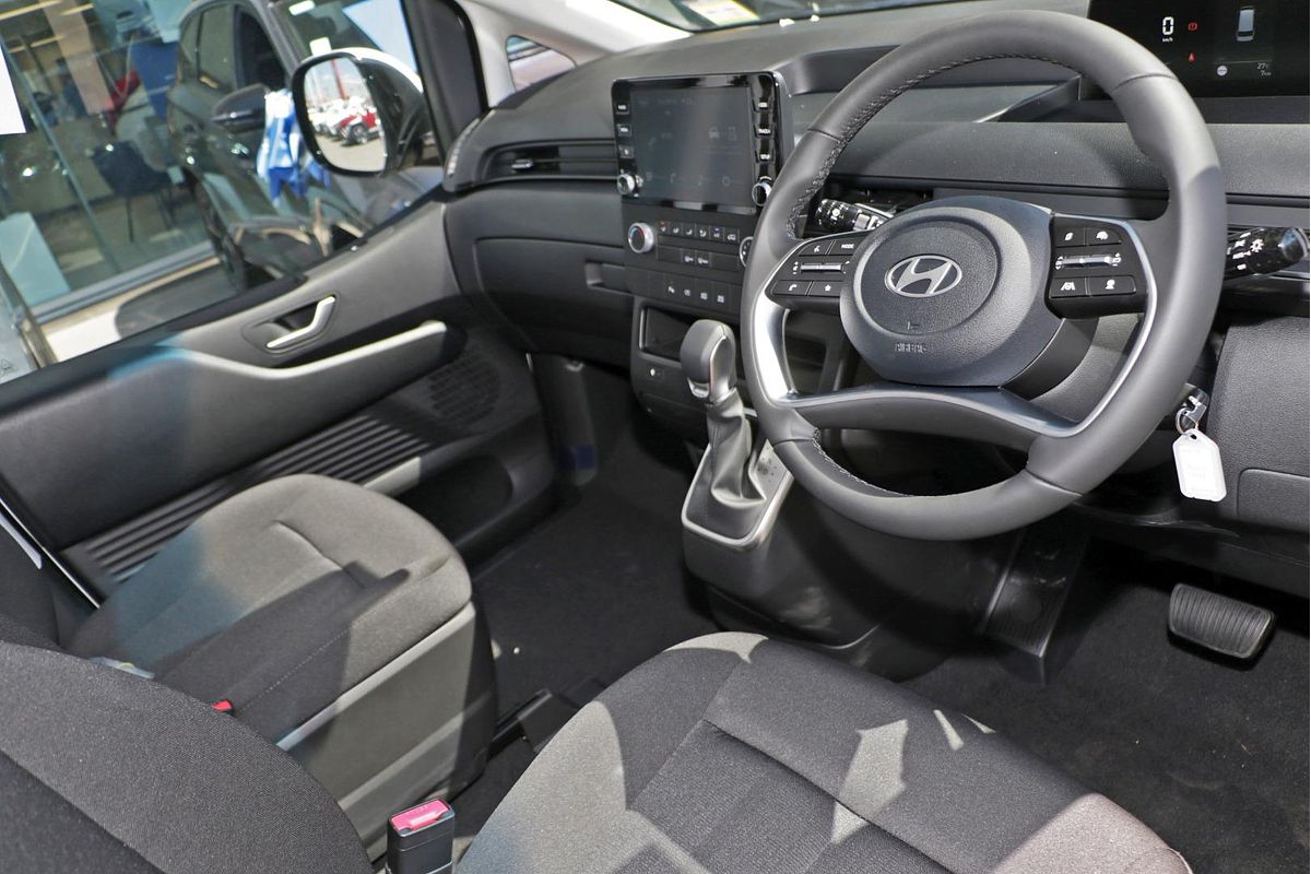 2025 Hyundai STARIA LOAD US4.V3