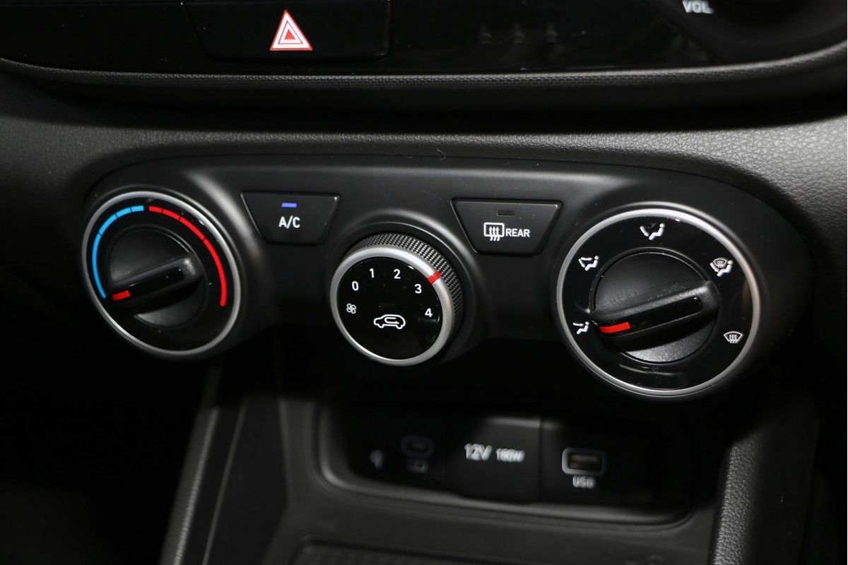 2025 Hyundai Venue QX.V5