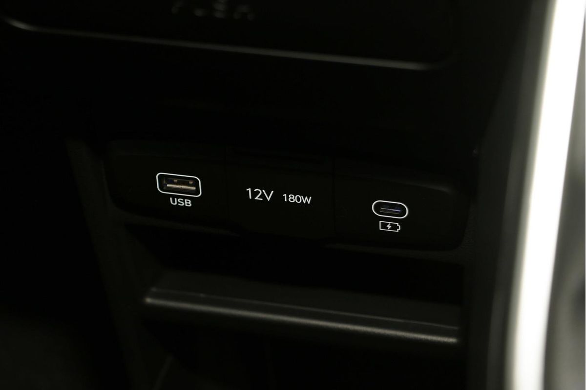 2025 Hyundai STARIA LOAD US4.V3