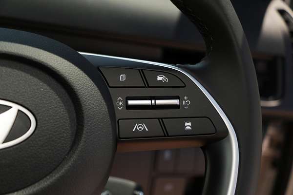 2025 Hyundai STARIA LOAD US4.V3
