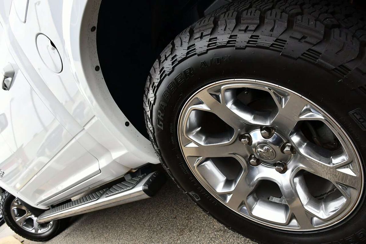 2019 RAM 1500 Laramie RamBox DS 4X4 SWB