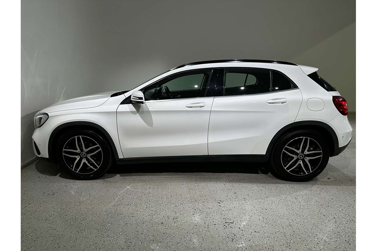 2018 Mercedes-Benz GLA-Class GLA180 X156