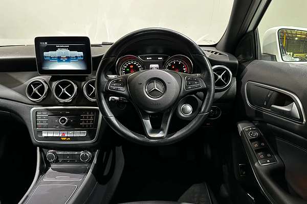 2018 Mercedes-Benz GLA-Class GLA180 X156