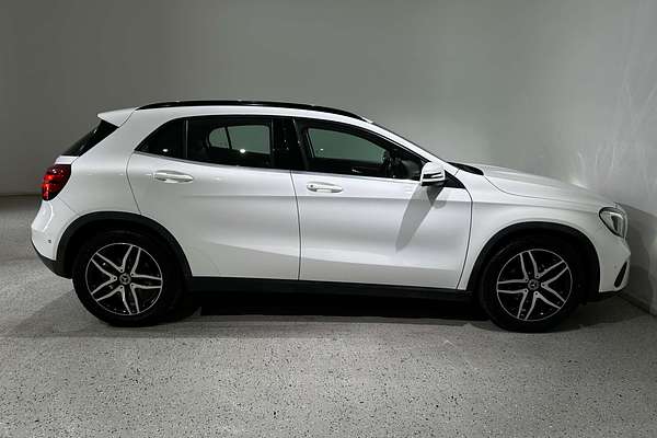 2018 Mercedes-Benz GLA-Class GLA180 X156