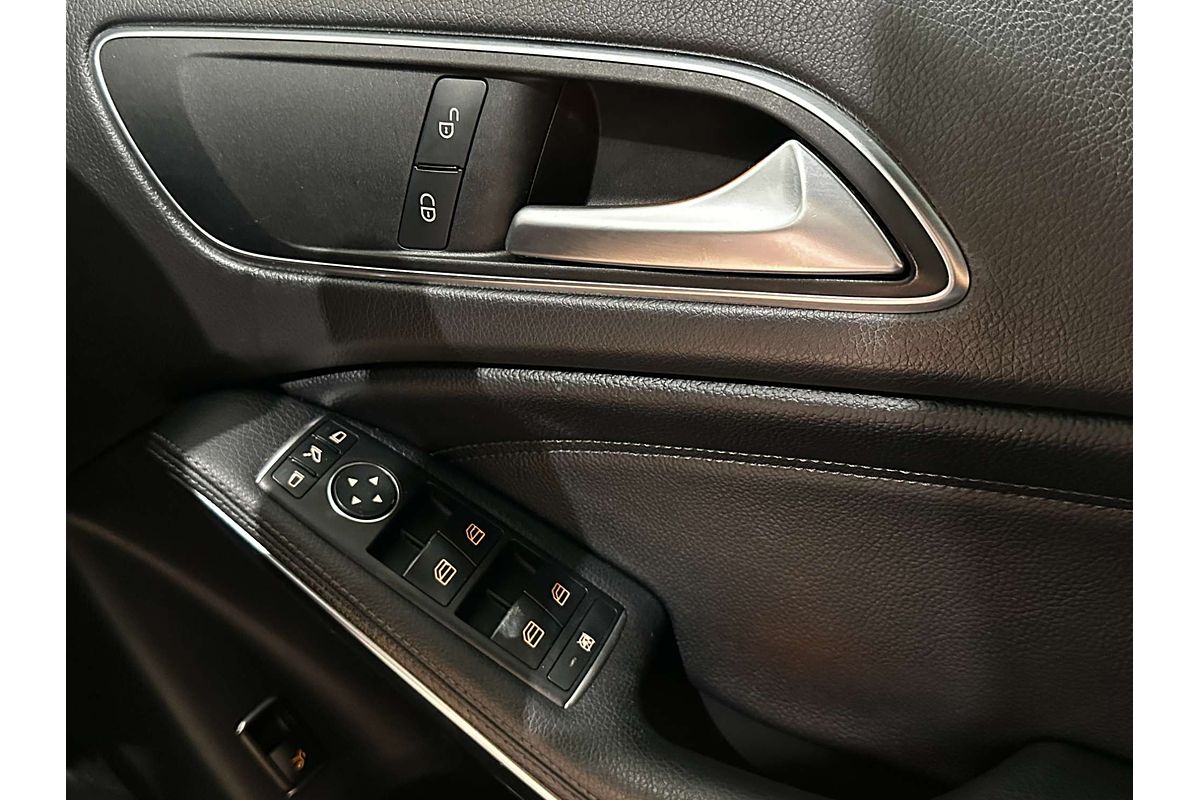2018 Mercedes-Benz GLA-Class GLA180 X156