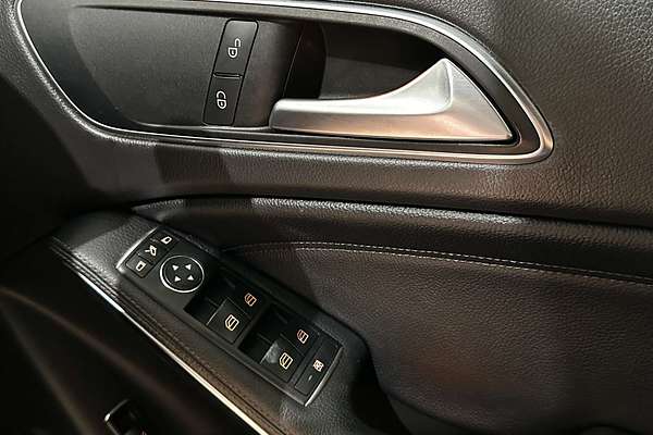 2018 Mercedes-Benz GLA-Class GLA180 X156