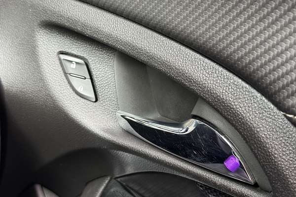 2014 Holden Commodore SV6 VF